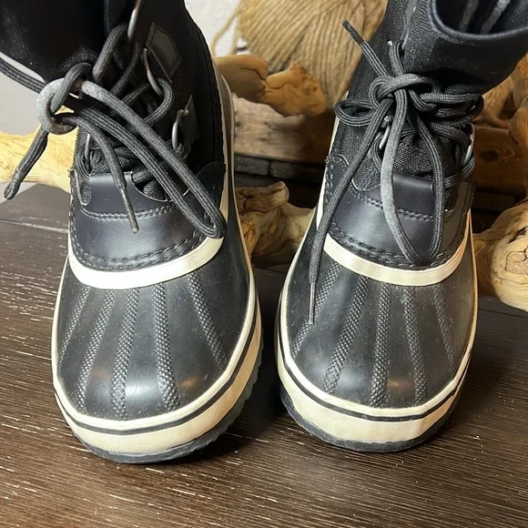 Sorel Winter Carnival Nylon boot - Picture 4 of 8